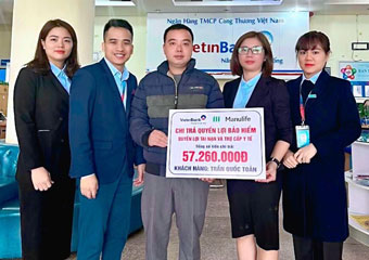 VietinBank Tuyên Quang và Manulife chi trả quyền lợi bảo hiểm cho khách hàng